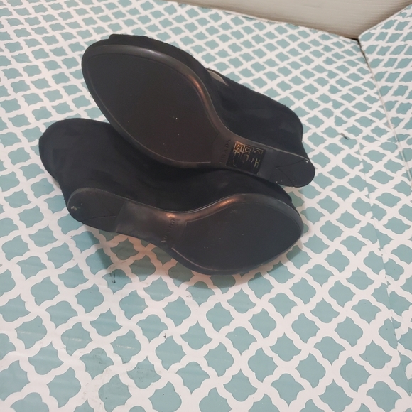 PRADASuede Cutout Accent Sandals - Picture 15 of 16